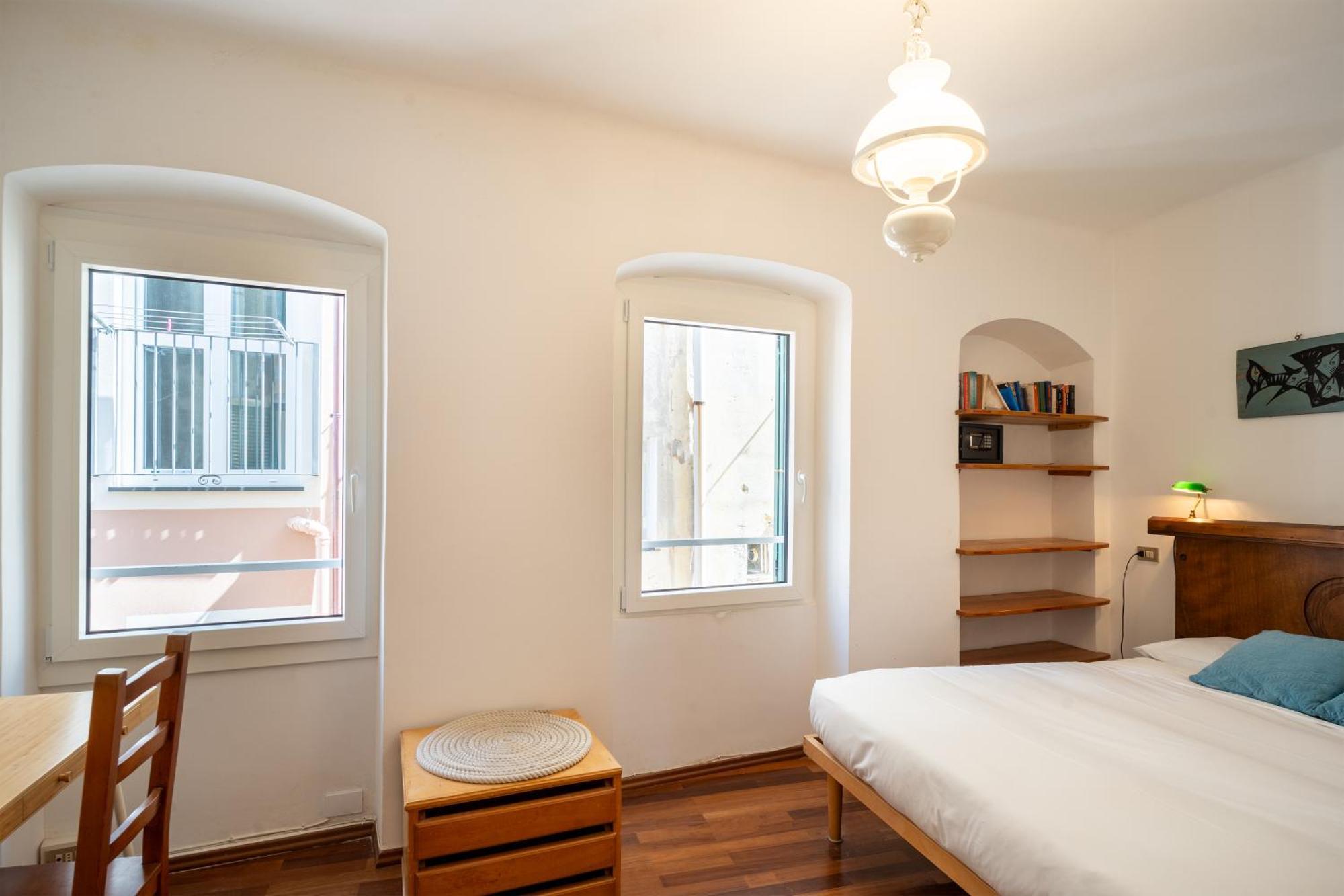 Casa Del Subacqueo. Amazing Terrace With Sea View. Wi-Fi Apartment Bordighera Exterior photo